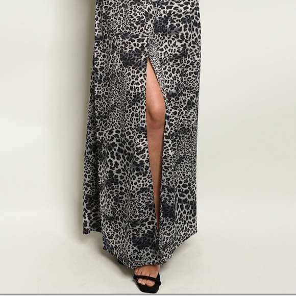 Black/Gray Animal Print Maxi Dress Sizes S & M - Picture 3 of 5
